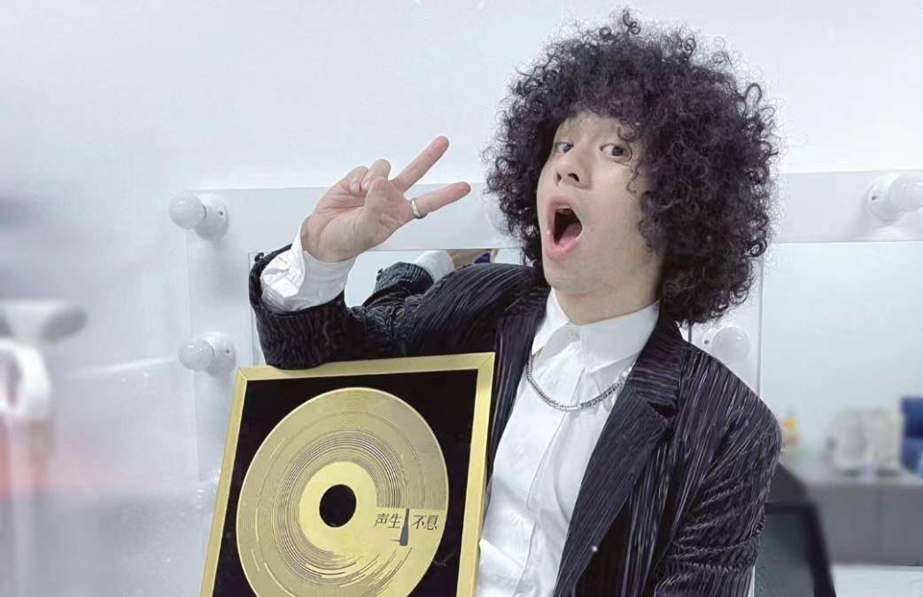 皇冠体育-社区盾集结日再迎强敌，多特蒙德绝杀压哨，主帅态度：话题不断，数据趋势出现新变化的简单介绍-皇冠体育